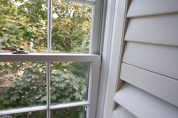 3rd Floor, MBR, right window