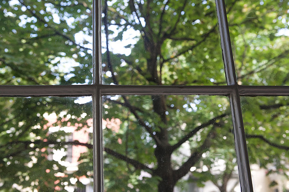 LR front-left window